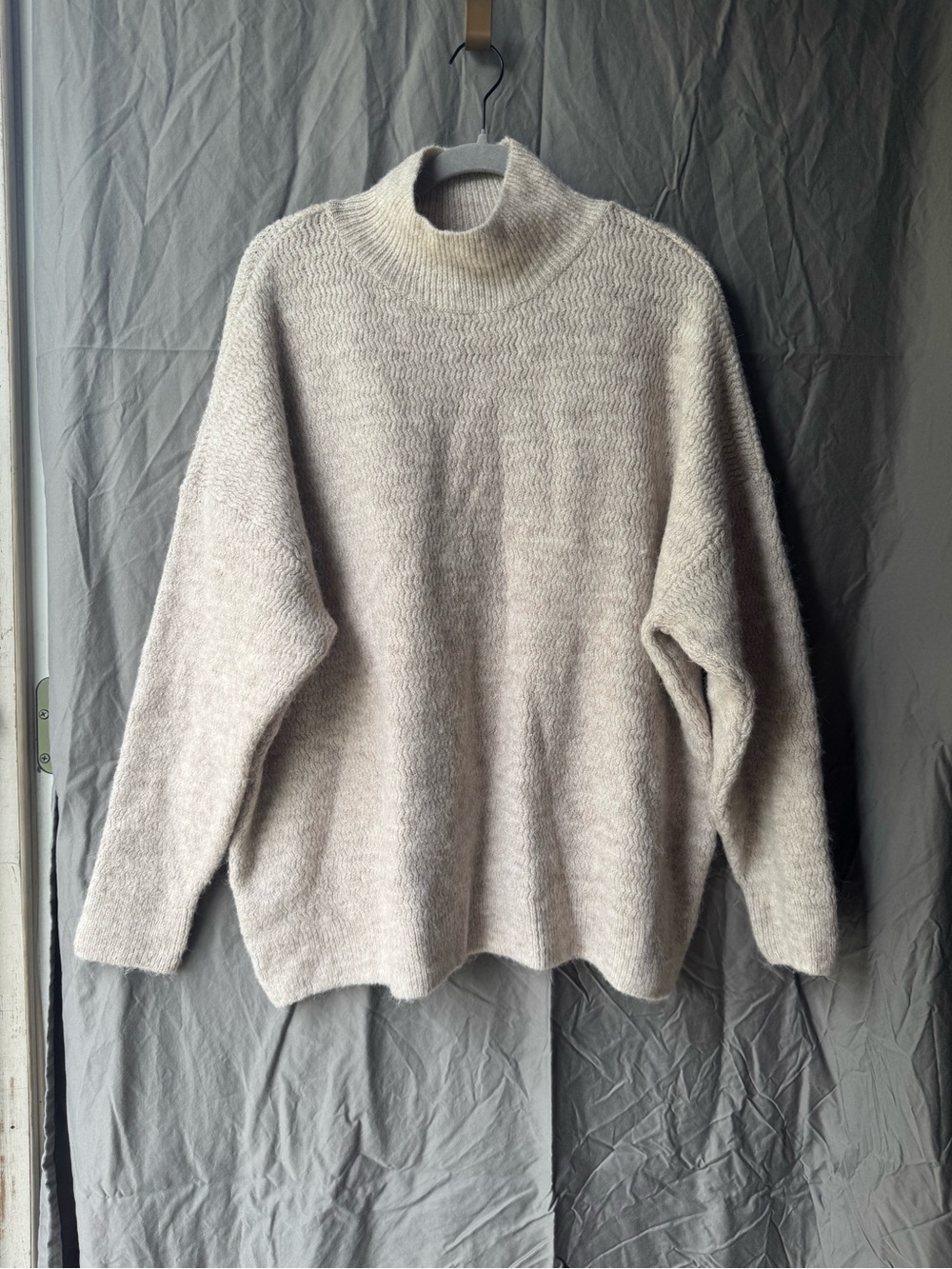 Topshop Light Gray/Beige Turtleneck Oversized Knit Sweater
